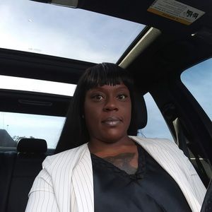 Meet your Posher, Avaymaria